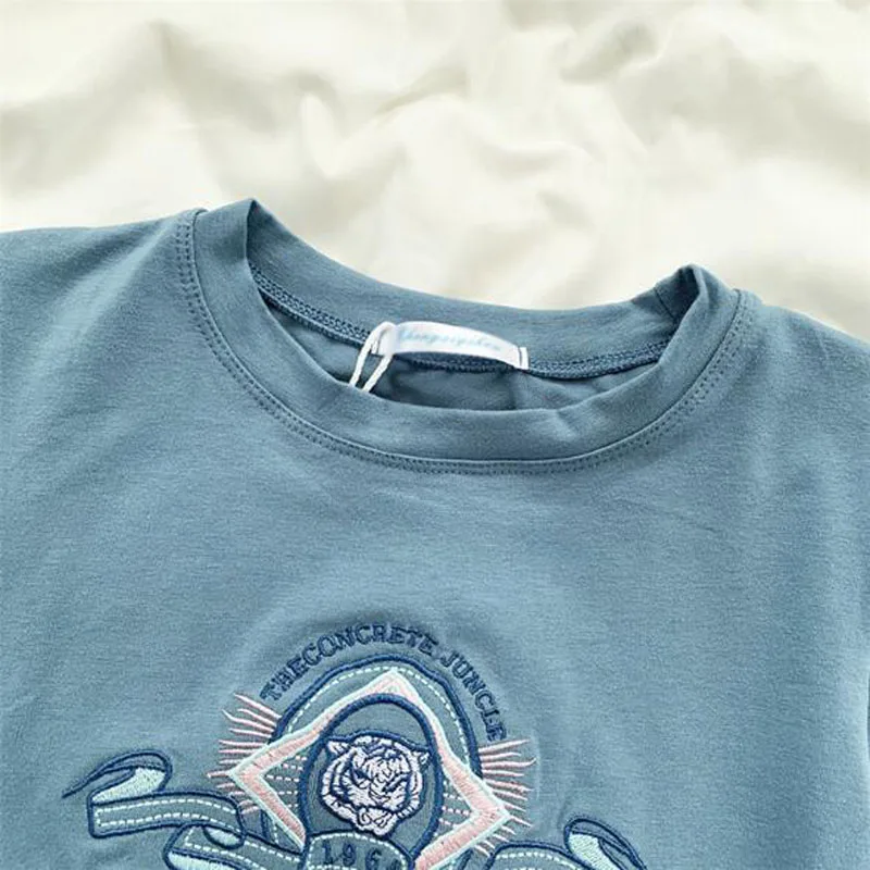 

High Quality Embroidery T shirt Women European American Style Short Sleeve O Neck Women Tops Short Length Woman T-shirt