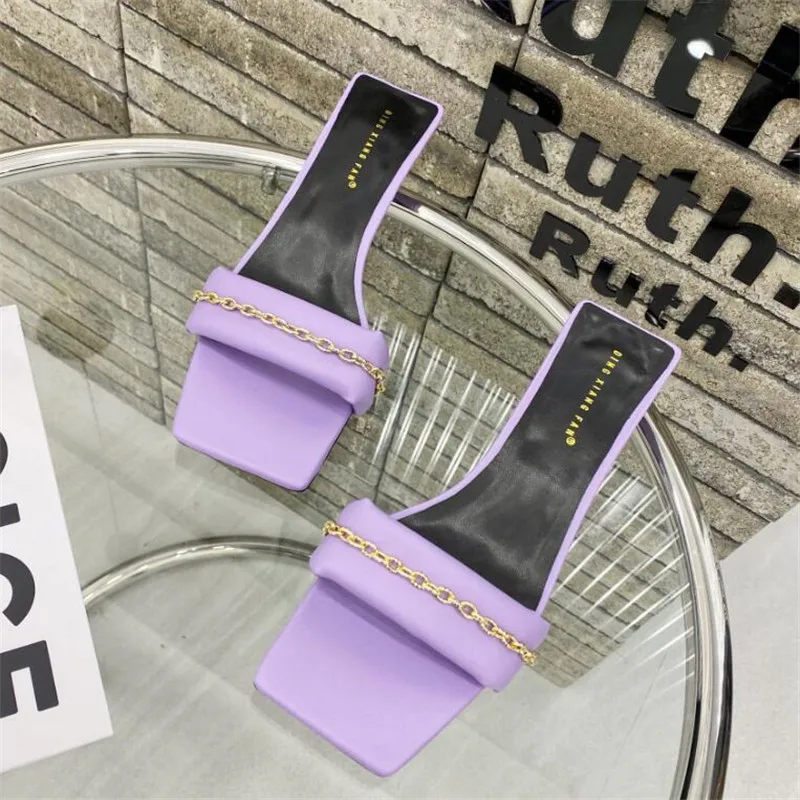 

2021 New Design Metal Chain Decoration Women High heels Slippers Summer Outdoor Beach Casual Slip On Mules Slides Shoes
