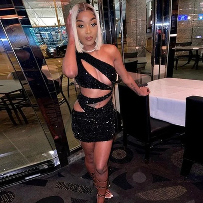 

WeiYao Sexy Sequins Trend Women Mini Dress One Shoulder Hollow Out Elastic Bodycon Waistless Skinny Party Clubwear Outfits
