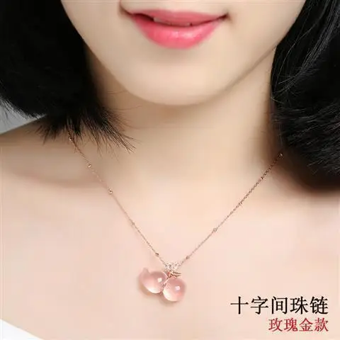 

Small Calabash Pink Crystal Pendant 925 Sterling Silver Clavicle Chain Rose Gold Ross Quartz Necklace Ornament