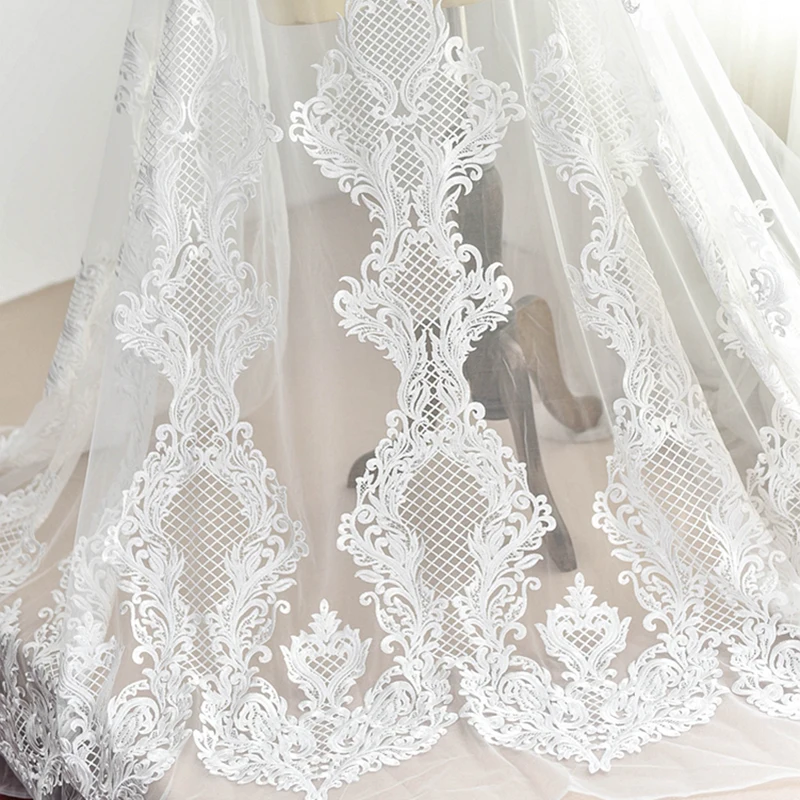 

1 yard / lot off white embroidery lace fabric wedding dress cloth accessorries new arrivals peacock feathers patern