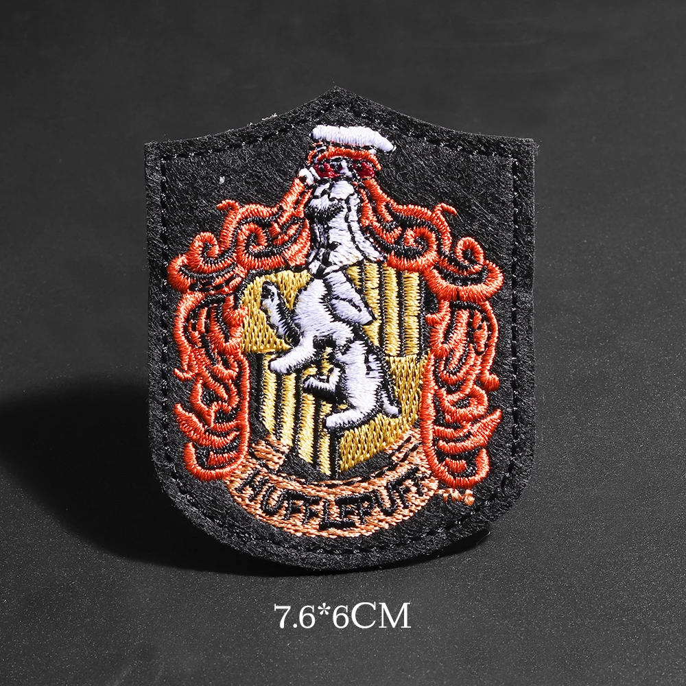 N3-BT8868 Новые магические значки-патчи для одежды, железные наклейки Ravenclaw Gryffindor Slytherin Hufflepuff Diy - Цвет: N3-BT8868