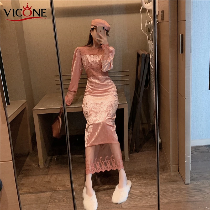 Элегантное бархатное платье-юбка VICONE с кружевными швами для конференций