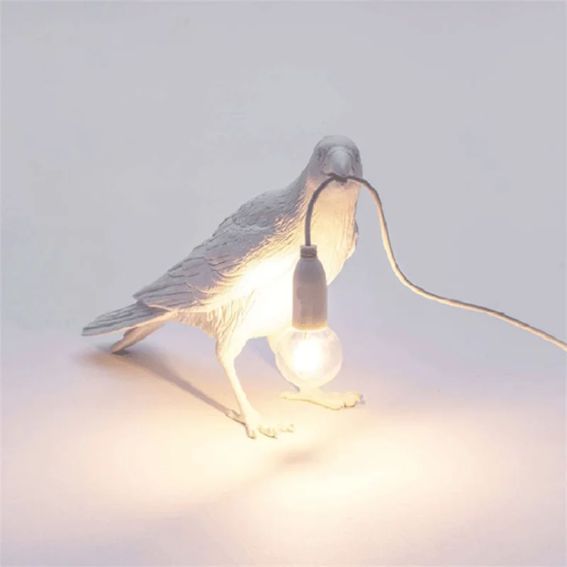 

Crow Nordic Table Lamp LED Mordern Art Deco Bedside Decor Table Lamps Room Fan Table Decoration Bedside Luck Bird Night Light