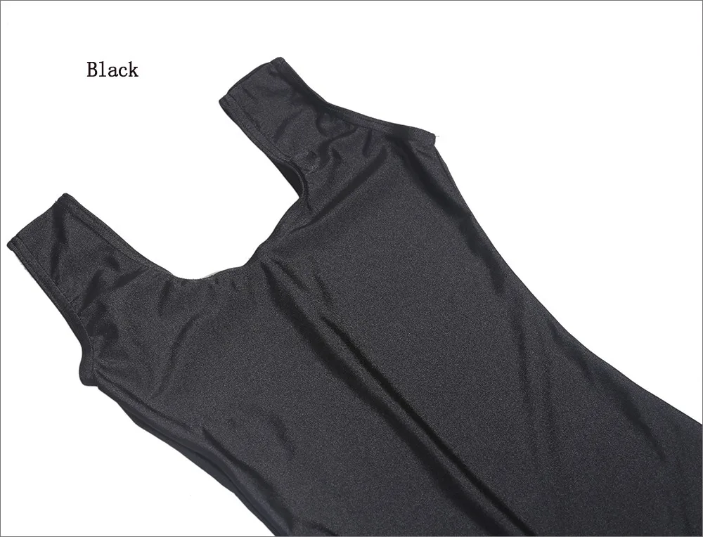 Женский черный комбинезон с V образным вырезом цельнокроеный без рукавов из