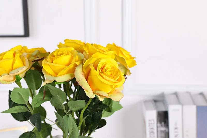 Erxiaobao Brand New Gradient Rose Artificial Flowers High Quality Fake Silk Wedding Flower for Home Living Room Decoration