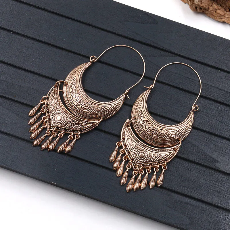 

European and American new creative earrings exaggerated drop-shaped tassel alloy earrings