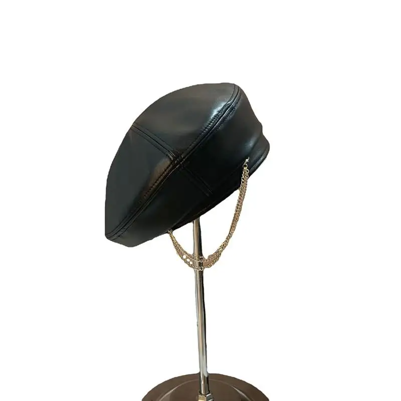 Кожаная беретка на цепочке модной горячей девушки художника, женский головной убор на все времена, дикий высокий тыквенный.