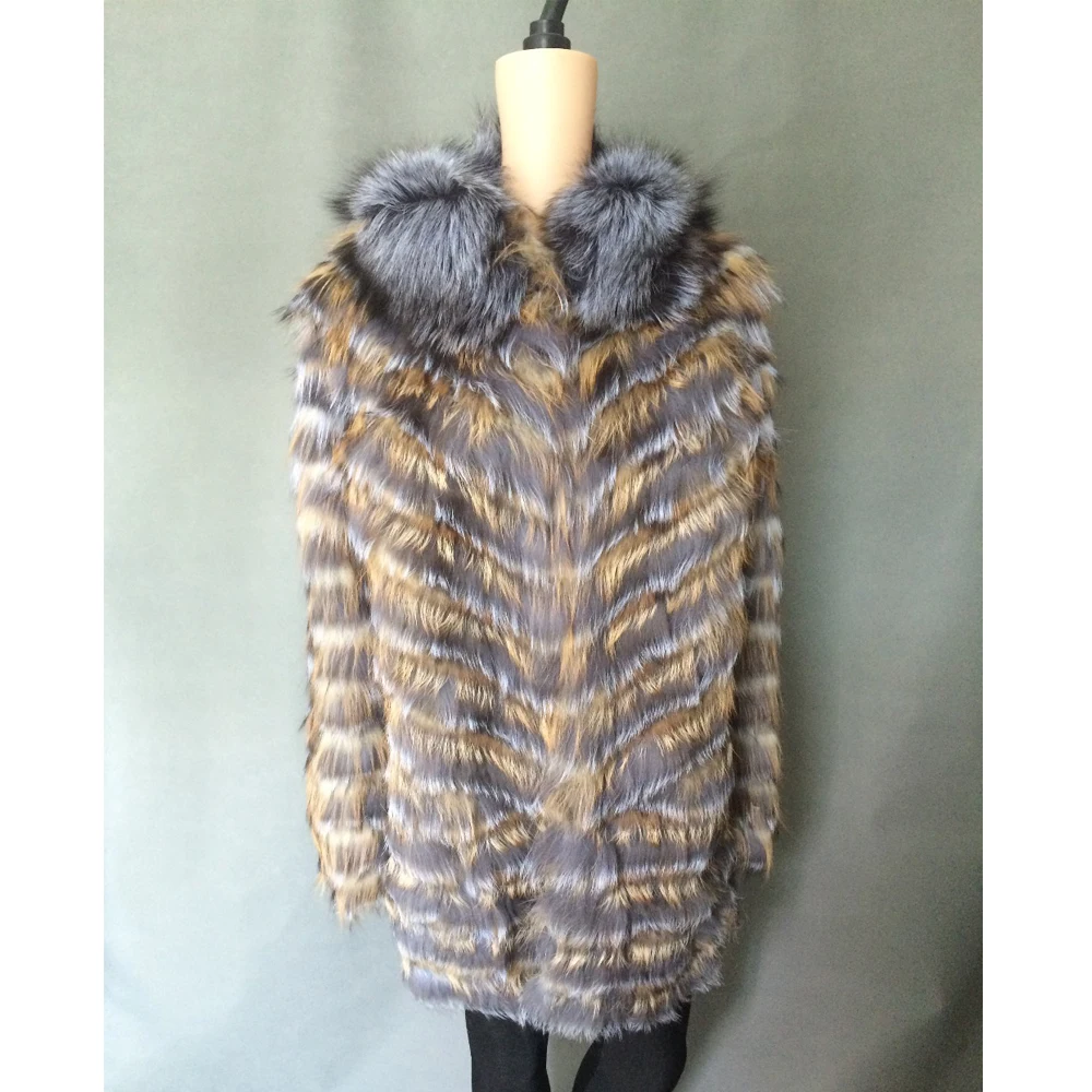 Женское пальто из лисьего меха в полоску длинное серебряное красное весна-осень