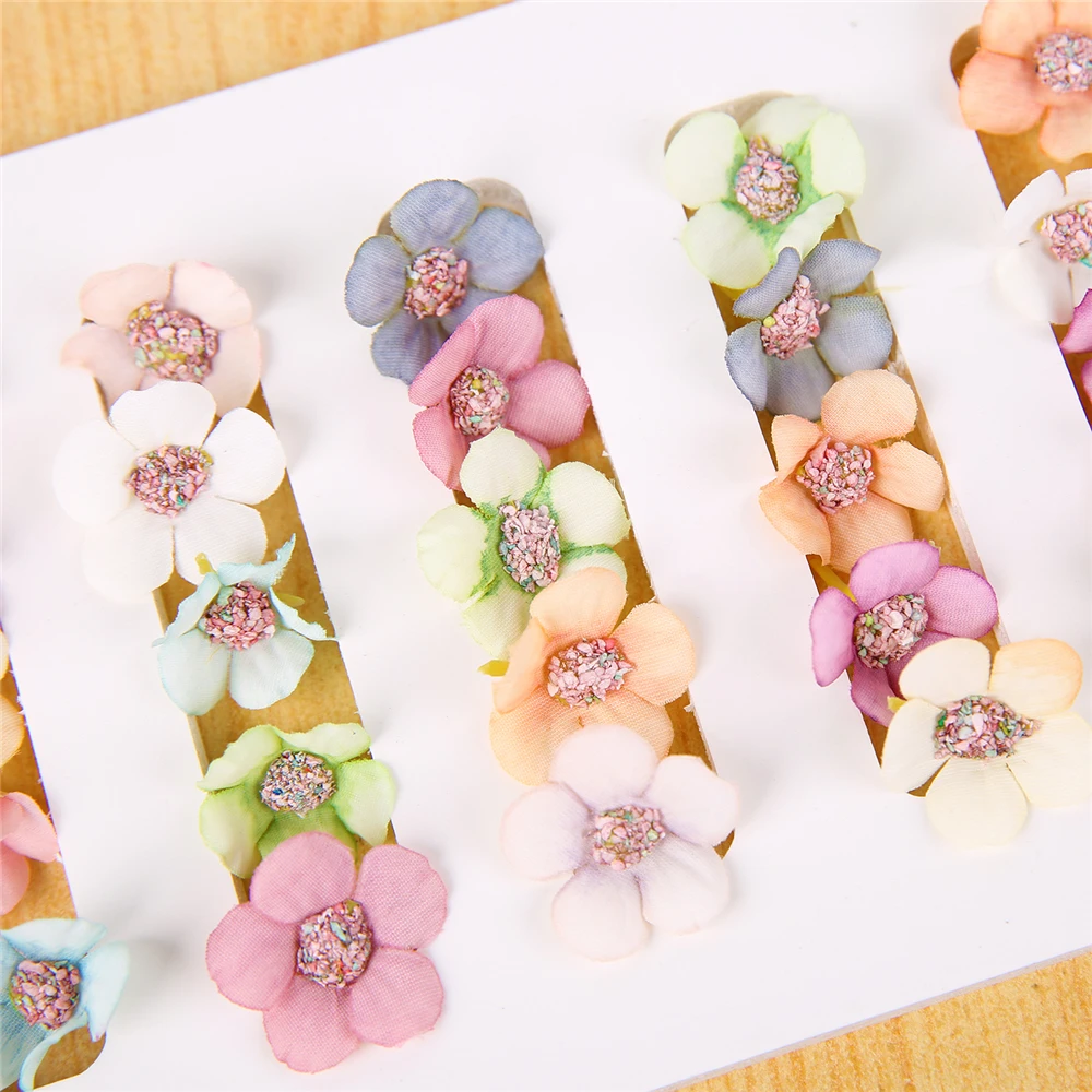 100 Stücke 2 cm Gefälschte Gänseblümchen Blumenköpfe Mini Seide Künstliche Blumen Für Kranz Scrapbooking Hause Hochzeit Valentinstag Dekorationen – Detail 4