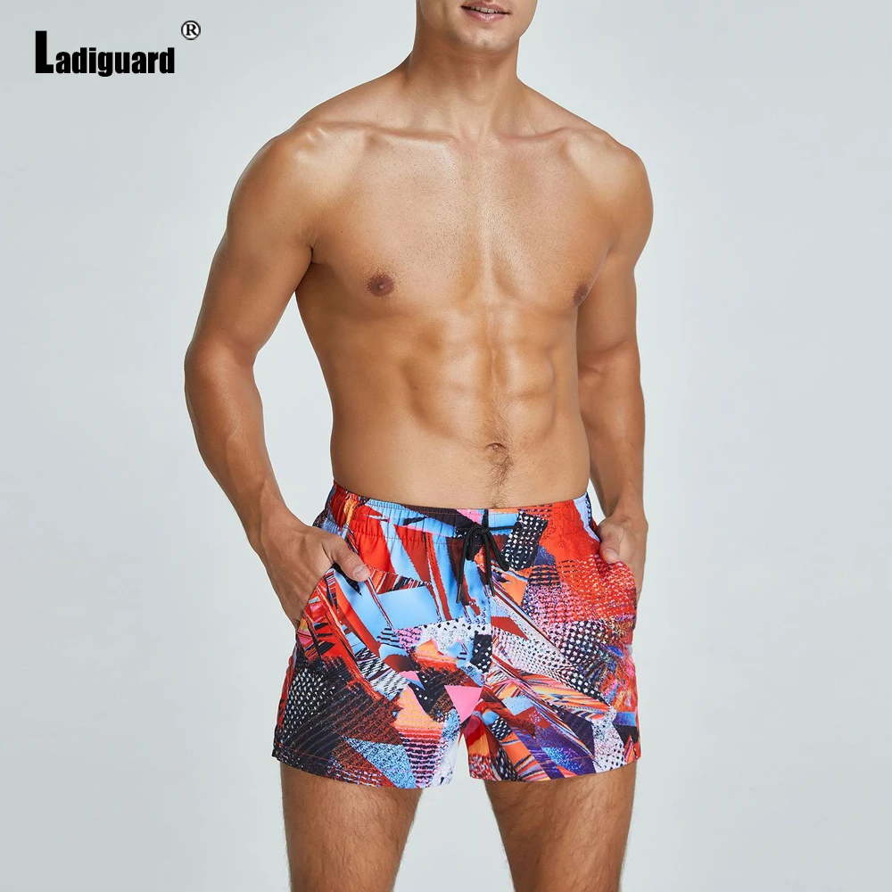 Ladiguard Men Fashion 3D Print Shorts 2022 Summer New Sexy Elast Wiast Skinny Shorts Male Casual Running Board Beach Short Pants