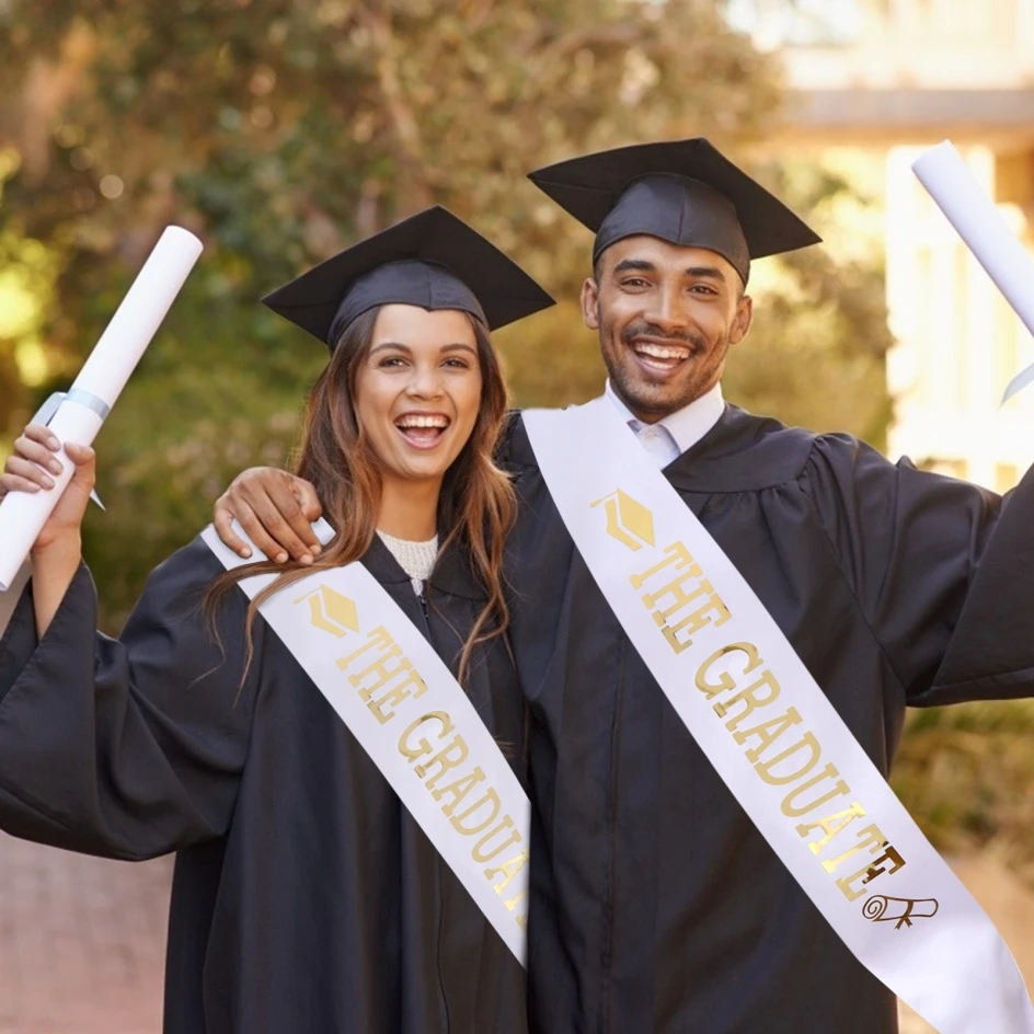 

2021 Fashion Graduation Party Supplies Kits - Glittered Metal Graduation Princess Grad C Party Decoration
