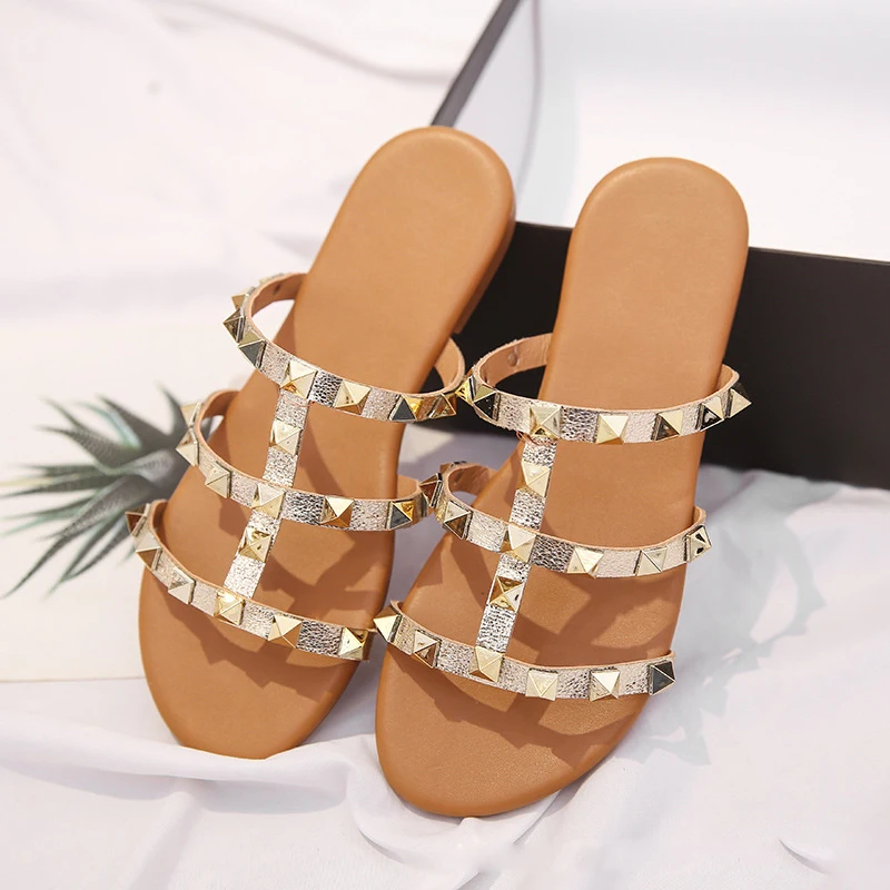 

Заклепки; Пляжные шлепанцы; Женские одноцветные туфли с открытым носком с Цвет летние туфли на плоской подошве; Модная Уличная обувь; Женски...