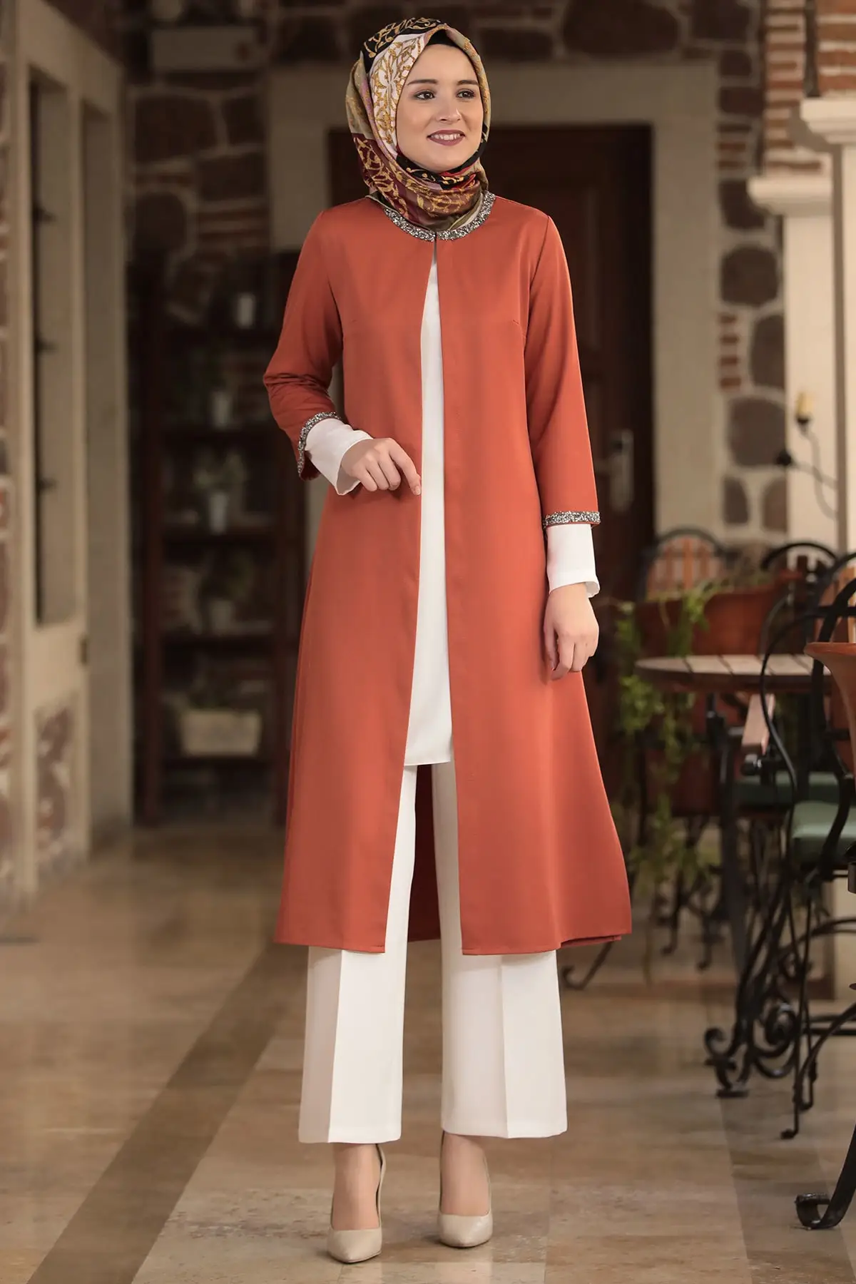 

Мусульманский костюм с сапфиром Для тройной команды