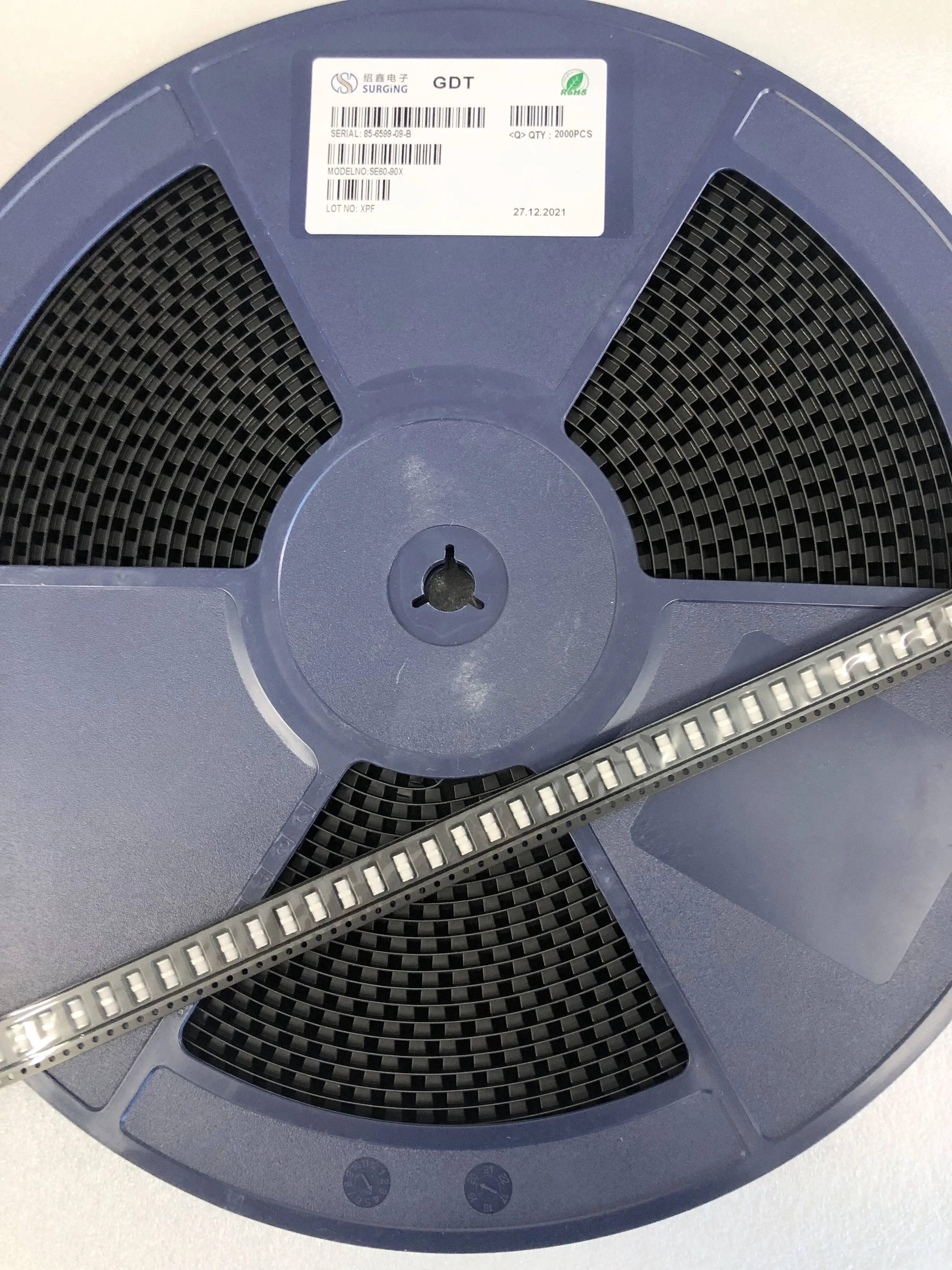 10 шт./лот керамическая Газоразрядная трубка SMD 3D90V 420V 6. 8x3.5x3. 5 Φ