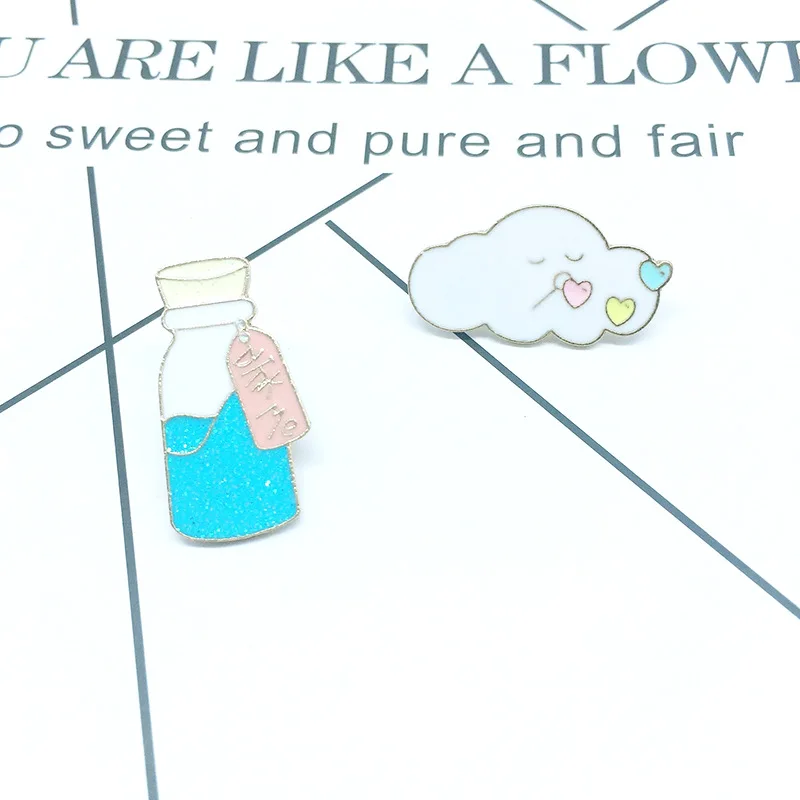 Cartoon White Cloud Bottle Pins Brooches for Women Cute Simple Denim Jackets Bag Badge Enamel Pin Accessories Jewelry | Украшения и