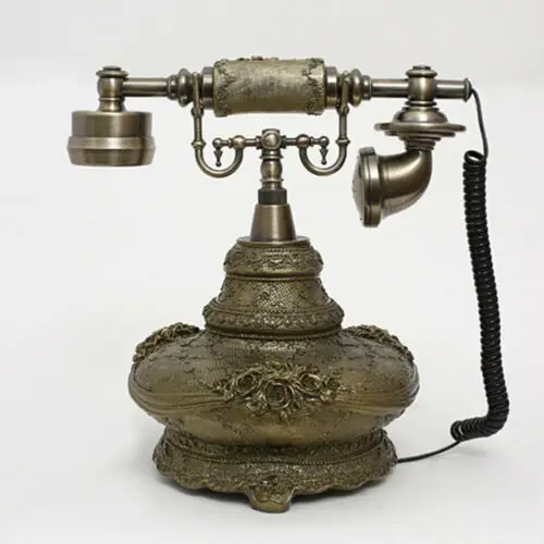 Старинный телефон в французском стиле |