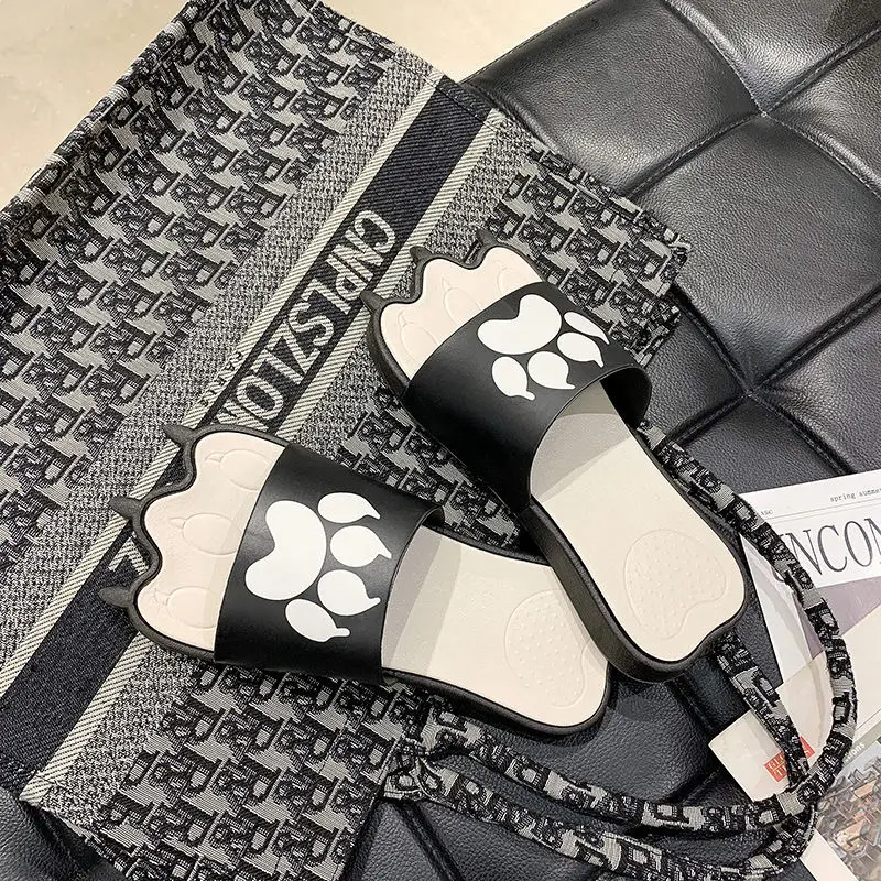 

2020 Summer Funny Couple Design Sense Slippers Bear Paw Shape Cute Print Indoor Slippers Non-Slip Rubber Sandals Low Heel Women