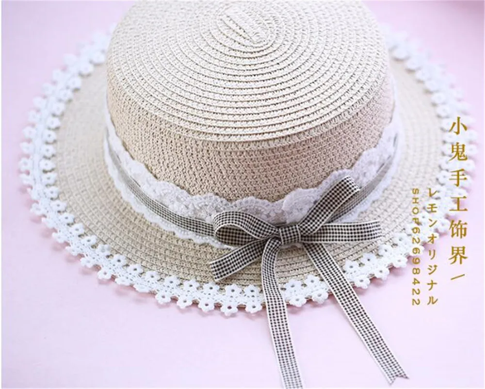 Соломенная шляпа женская летняя с кружевной отделкой в клетку | Тематическая