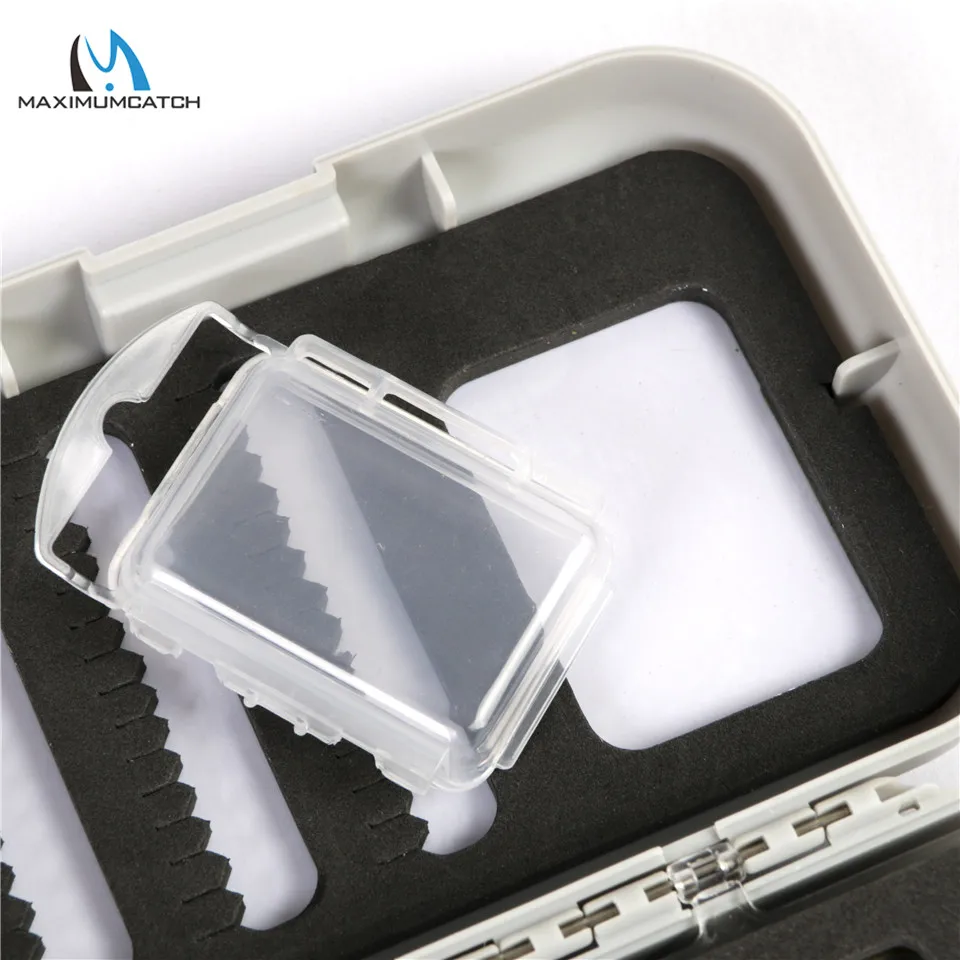 Водонепроницаемый пластиковый ящик для ловли нахлыстом Maximumcatch с разрезом в