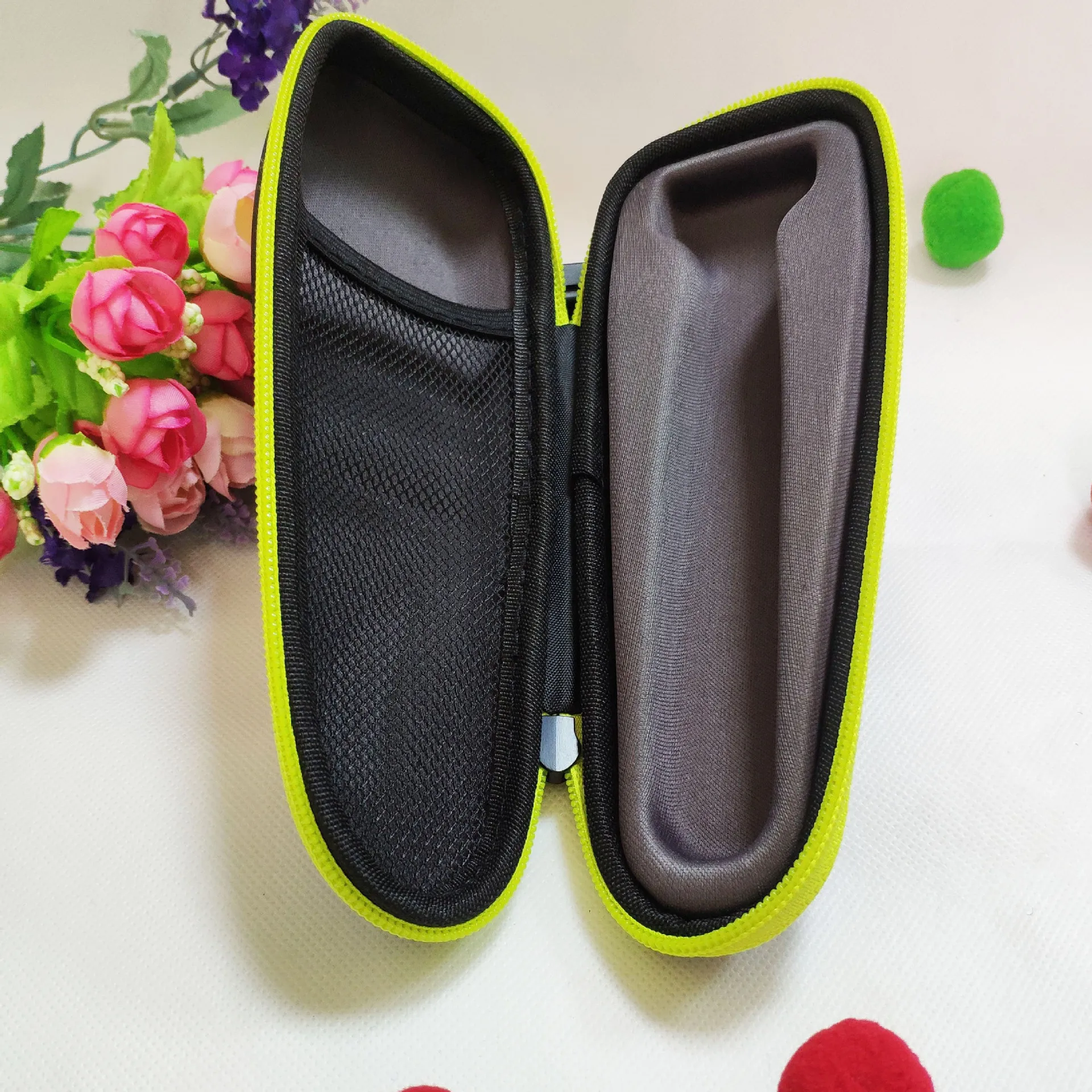 

Razor Storage Bag Hard Box Suitable For Philips One Blade QP2530 / 2520 Travel Bag Storage Bag Box Lined With Zipper Bag