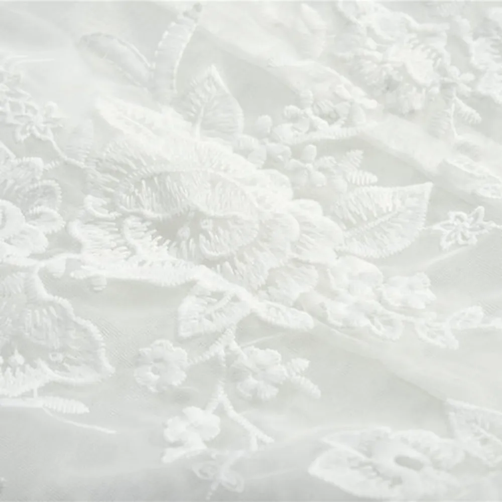 Стильное барное вечернее женское винтажное белое вышитое облегающее платье с