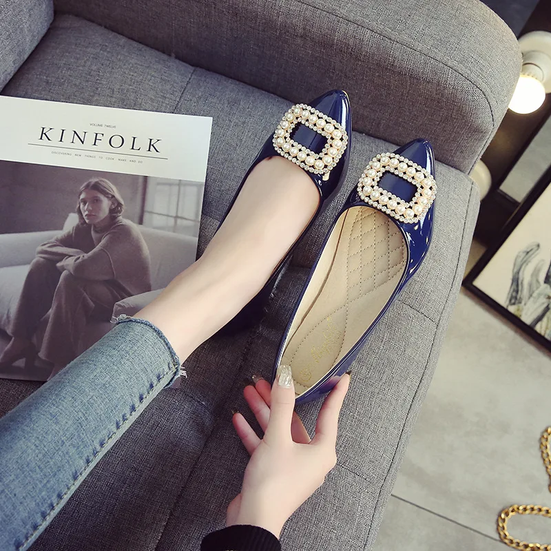 Роскошные ботинки женские дизайнерские лоферы балетки с острым носком Модные