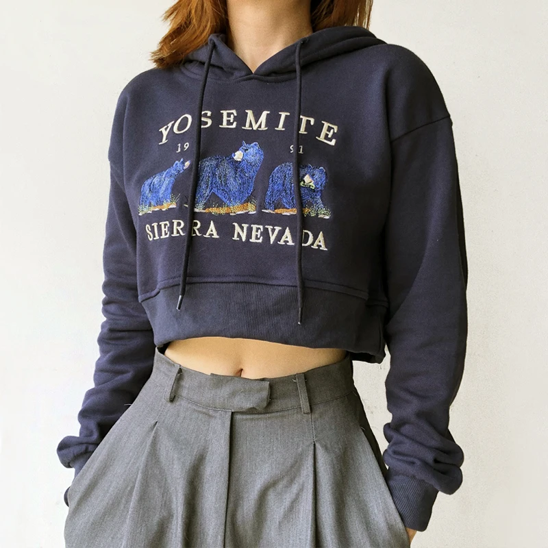 

Women Embroidery Bears Front Cropped Hoodie Cotton Hooded Jumper