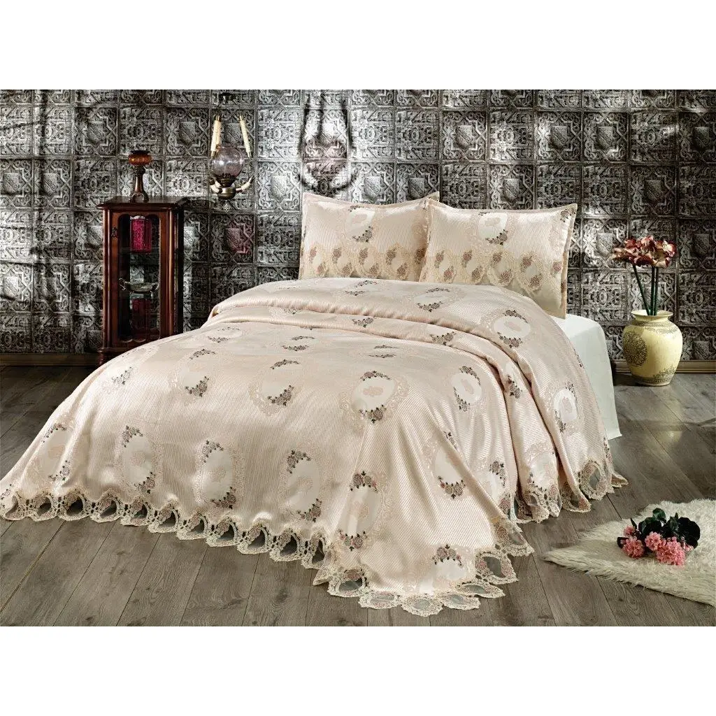 

Esma Sultan Bed Cover 2 Color