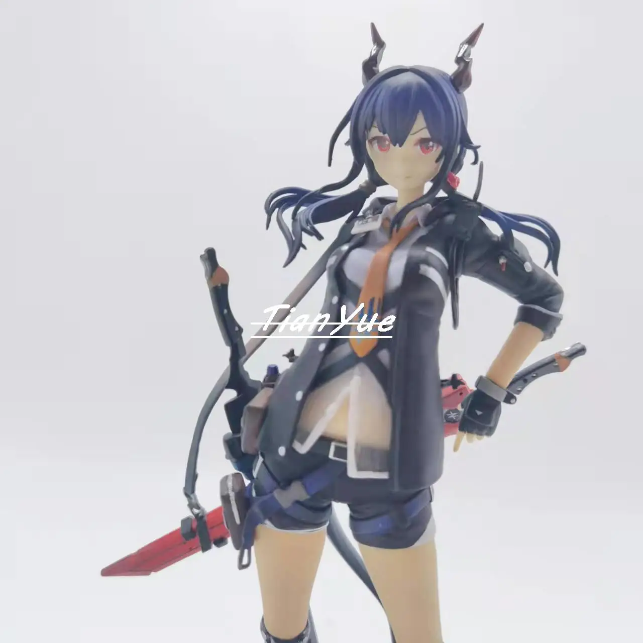 

Апекс арнайтс Чэнь девушка милая вооруженная красивая девушка 1/7 фигурка модель игрушки 26 см Рождественский подарок