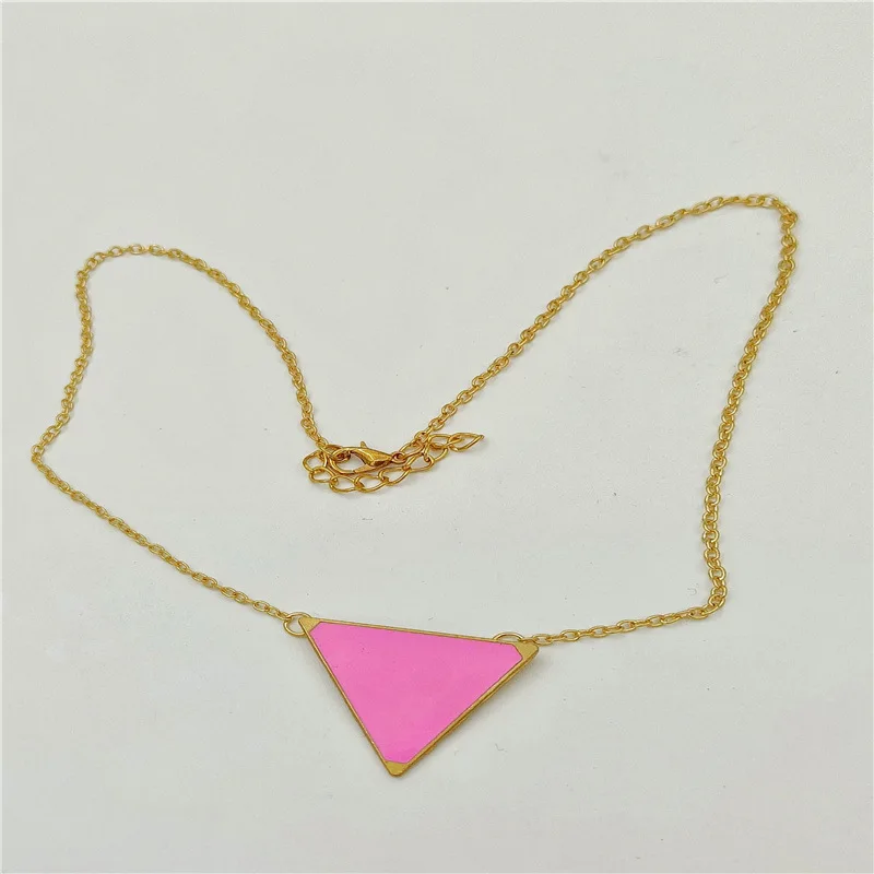 

OTOKY Korean Metal New Triangle Pendant Necklace Women Men Couple Punk Style Personality Necklace Luxury Temperament Jewelry