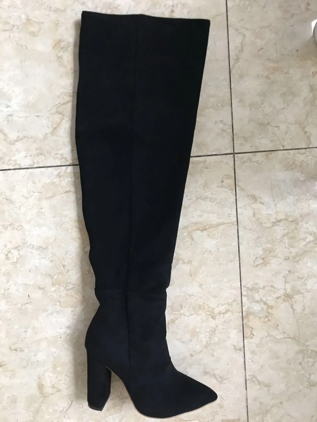 

large women's women's boots, women's shoes, knee high boots, Show boots, solid color pleated high leather boots