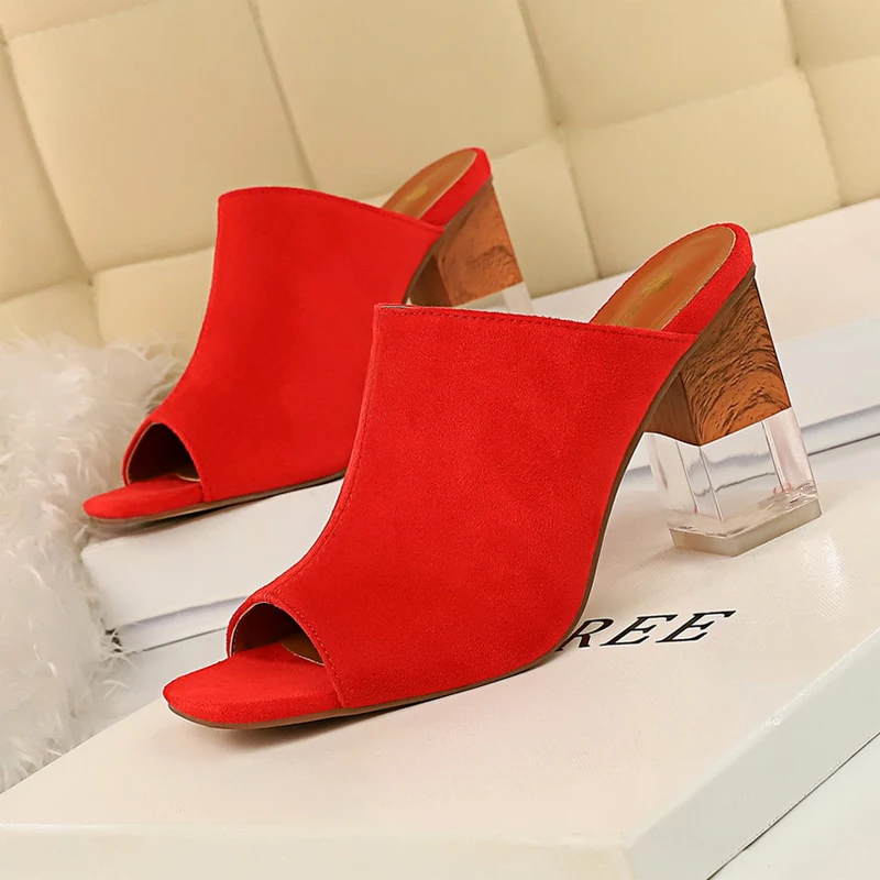 Модные женские шлепанцы в Корейском стиле прозрачные на высоком каблуке с