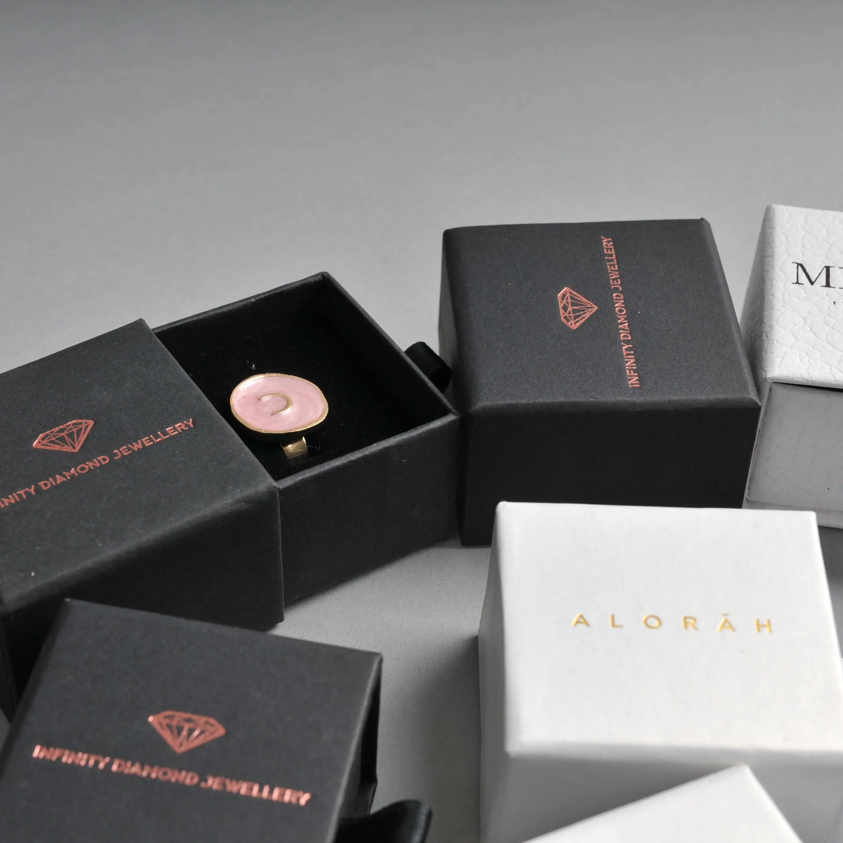 50pcs Custom logo single wedding ring jewelry packaging suits personalized box cases