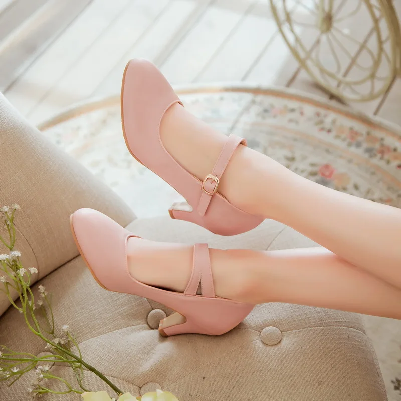 Туфли-лодочки женские на высоком каблуке 5 см с круглым носком и ремешком