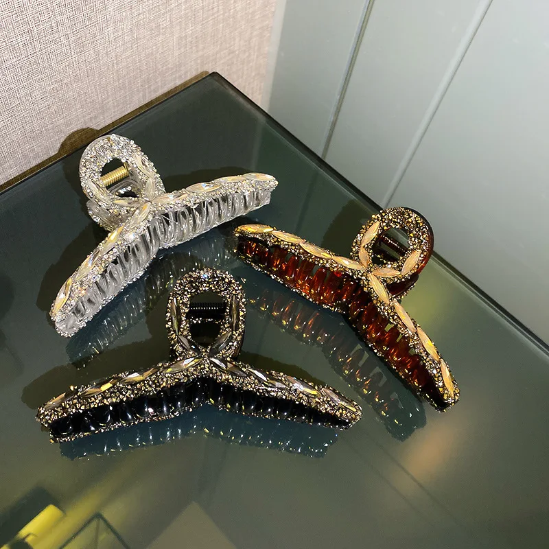 

Crystal Hair Claws Acrylic Hairclip Barrettes Women Hair Clip High Quality Hairclip Rhinestone Hairpins Hair Accessories