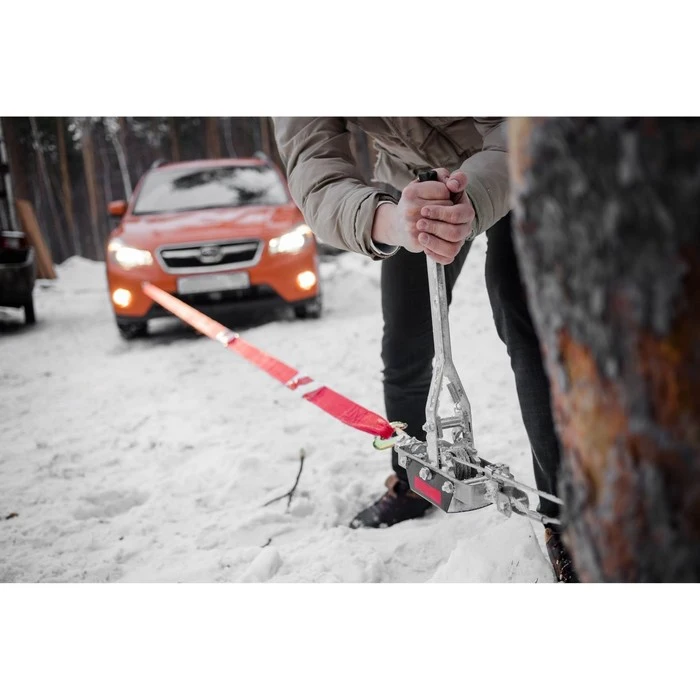 Лебедка рычажная ТУНДРА двойное храповое колесо тяга 2 т (подъем 0.8 т) трос 3 метра |