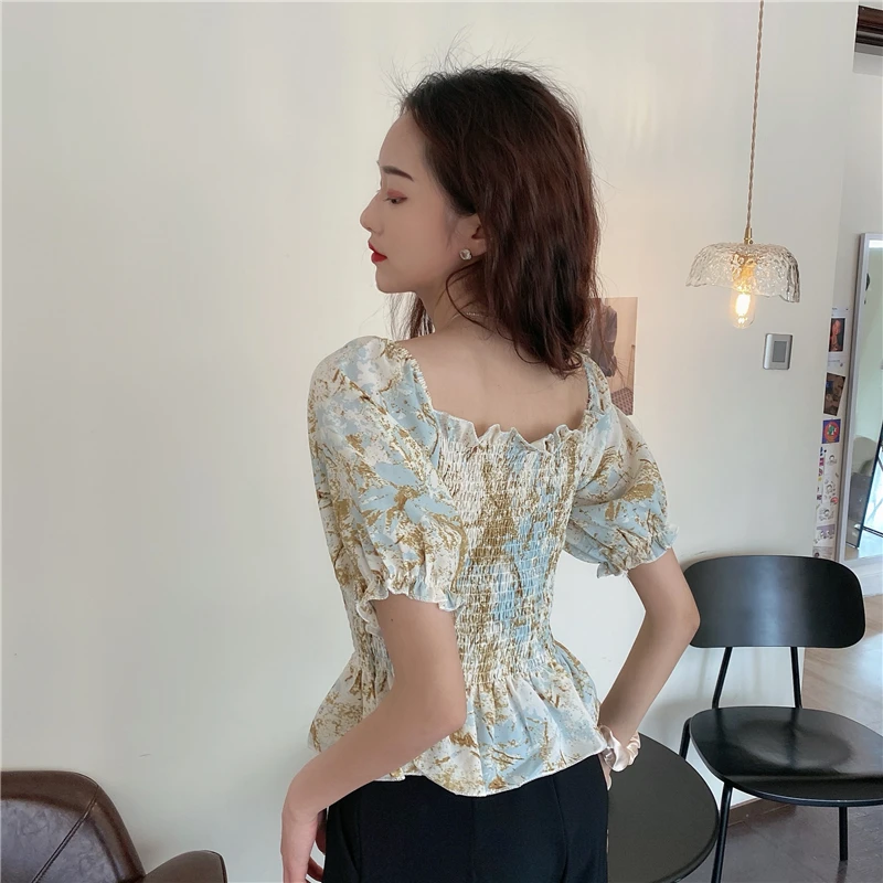 

2021 Summer Blouses Sweet Square Neck Flare Short Sleeve Crop Tops Women All-match Sexy Slim Waist Pleated Floral Chiffon Blouse