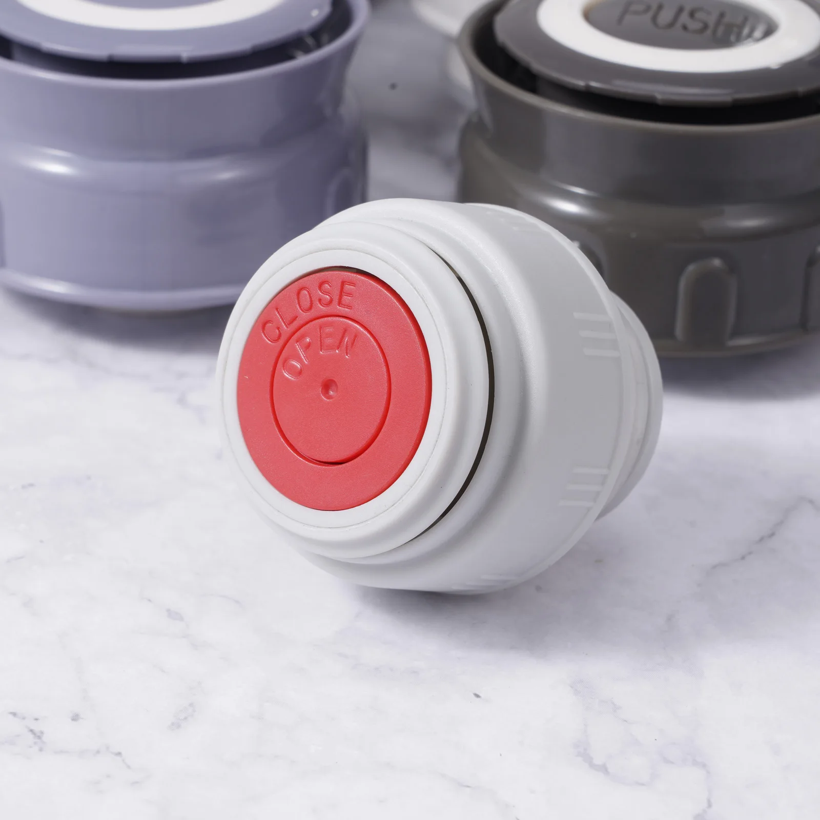 Пуля с чашечками и фляга крышкой запечатывания кружка фиксаторы уход за кожей