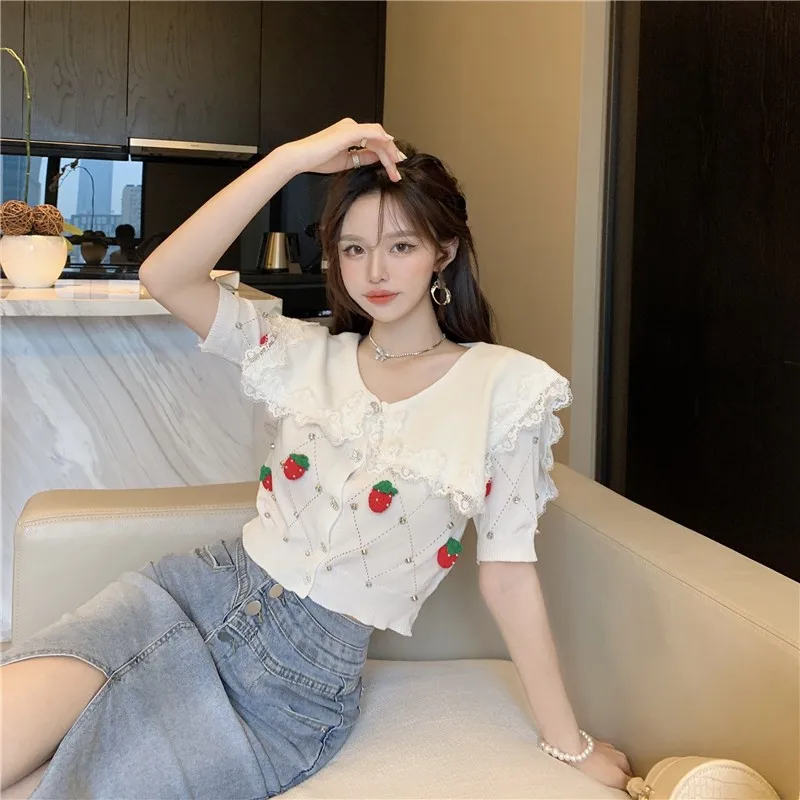 Женская Летняя трикотажная рубашка с коротким рукавом и кружевной отделкой |