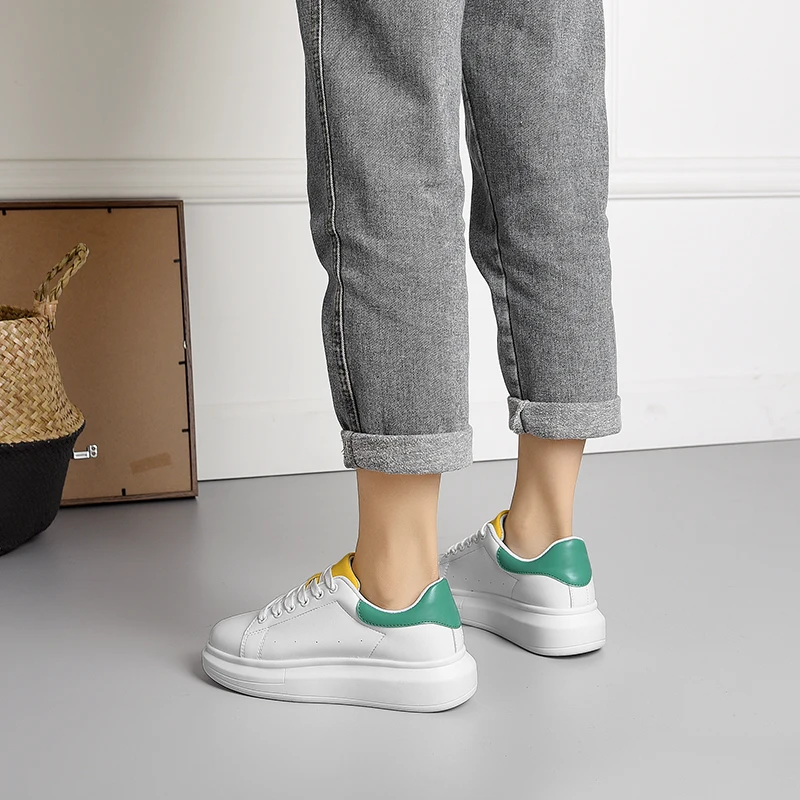 Кроссовки женские на шнуровке повседневная удобная обувь плоской подошве 8