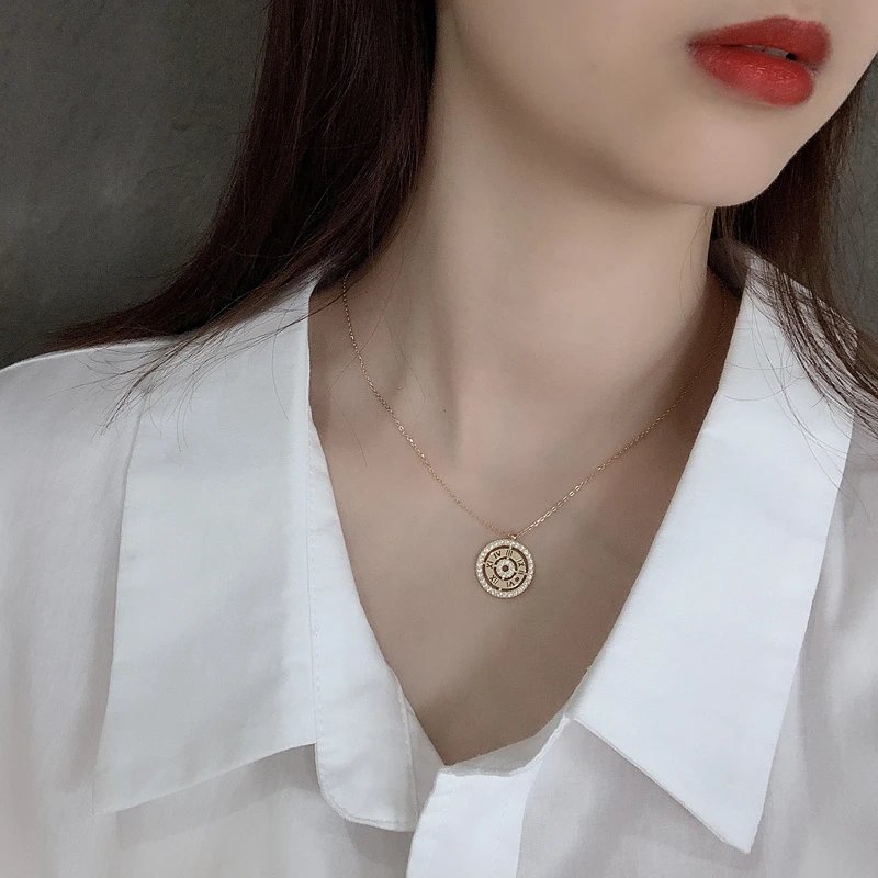 

SUPERAINBOW 925 Sterling Silver Inlaid Zircon Beautiful Moment Necklace for Women Timetable Model Pendant Gift Jewelry SR-N118