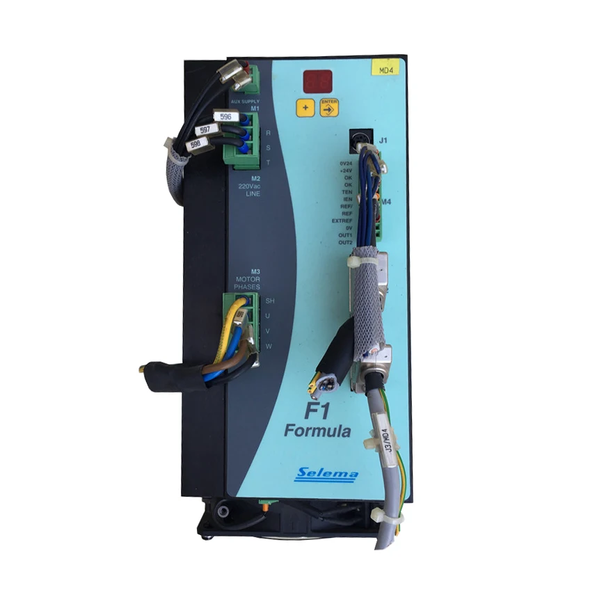 Usado em Bom Estado Selema Servo Drive 09 f1 b2 1020 2.6kw ac 220v