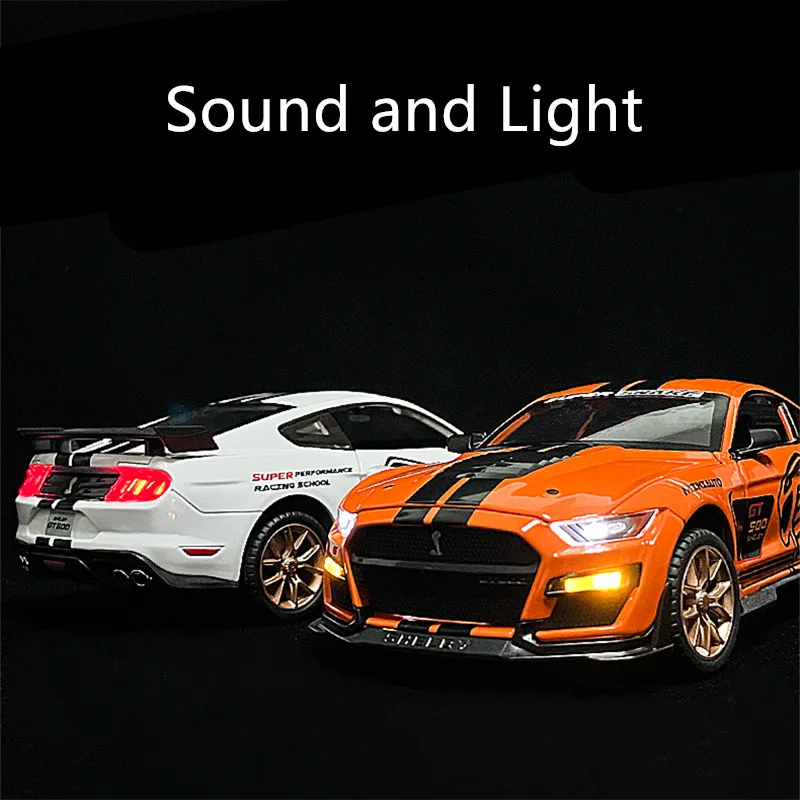 Модель спортивного автомобиля Ford Mustang Shelby GT500 1:24 металлическая Игрушечная модель