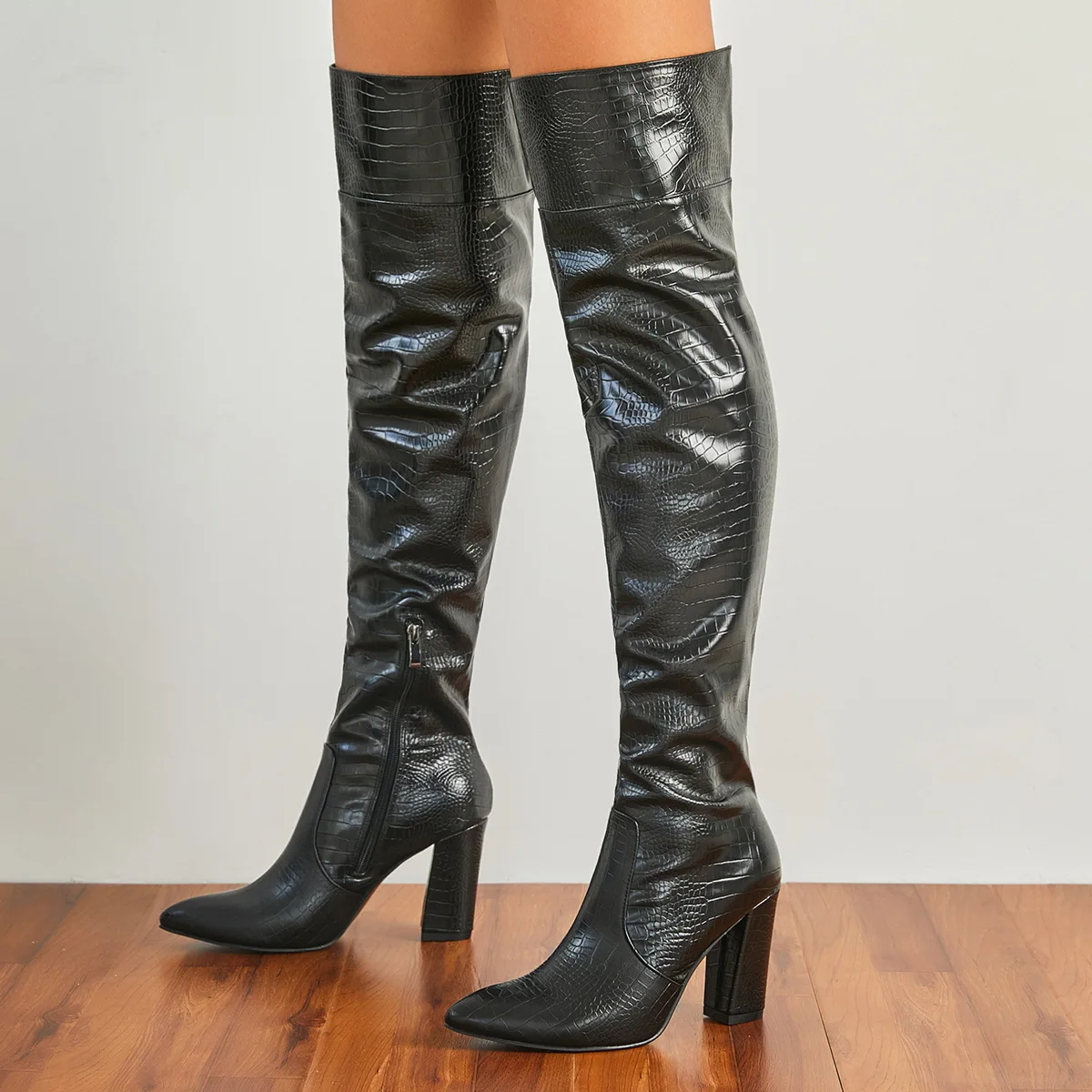 

Женские кожаные сапоги, роскошная дизайнерская обувь, зимняя обувь с круглым носком, сапоги на молнии, женские привлекательные сапоги до бе...