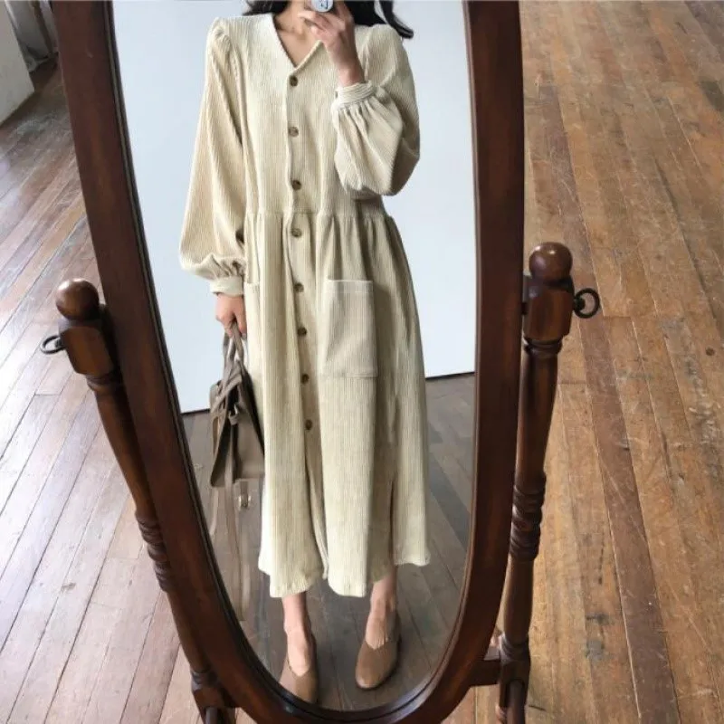 

Women Autumn Winter Vintage Long Dress Elegant Full Sleeve Single Breasted Tunic Casual Corduroy Dress with Pocket Vestidos