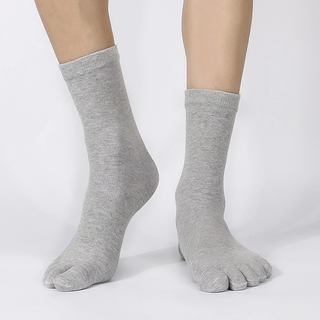 

Unisex Full Five Toe Socks Men and Women Five Fingers Socks Breathable Cotton Socks Sports Running Solid Color Black White Sox