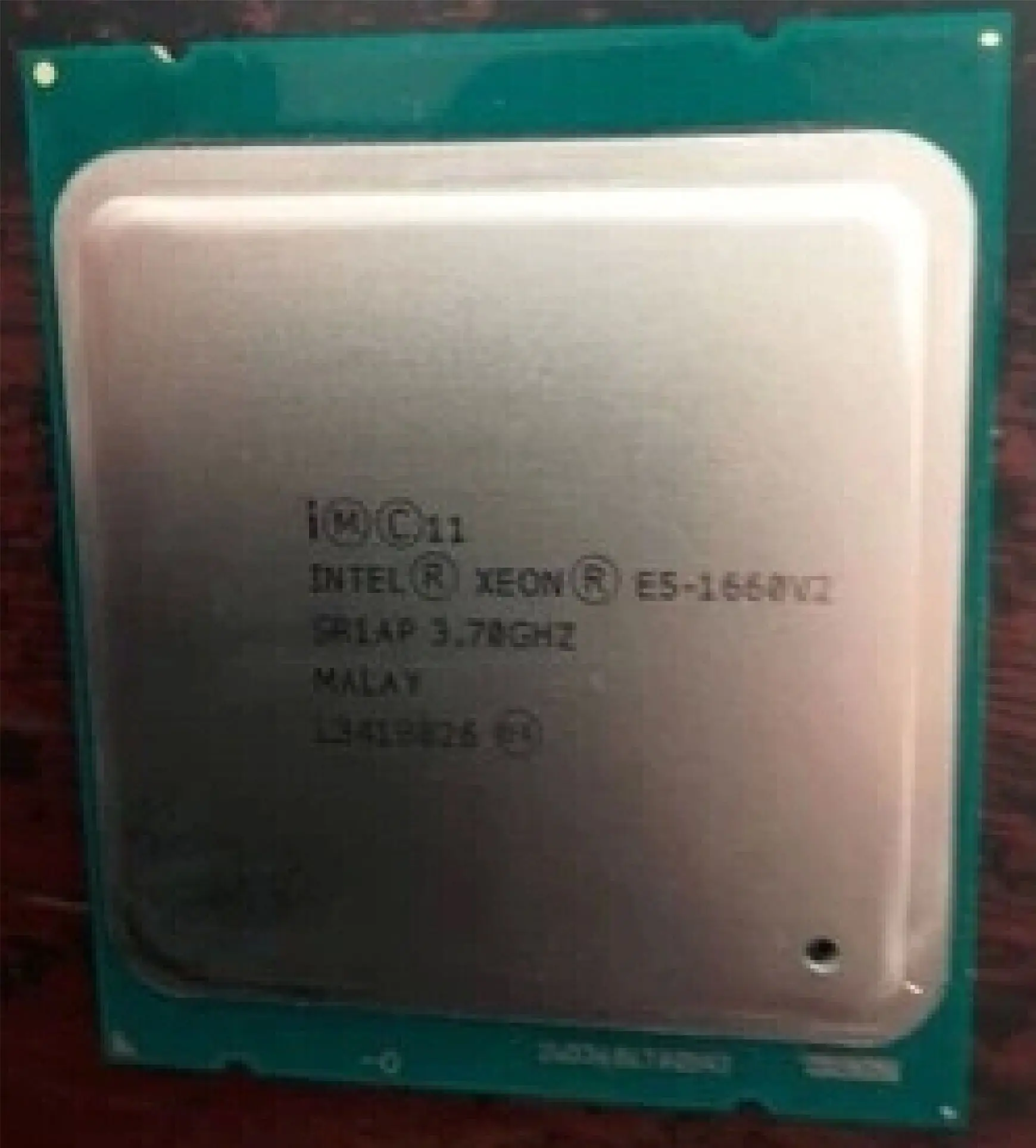 Процессор XEON 3 70 6 ядер 15 Мб 1066 ГГц SmartCache DDR3 800/1333/1600/1866 FCLGA2011 TDP 130 Вт | Компьютеры и