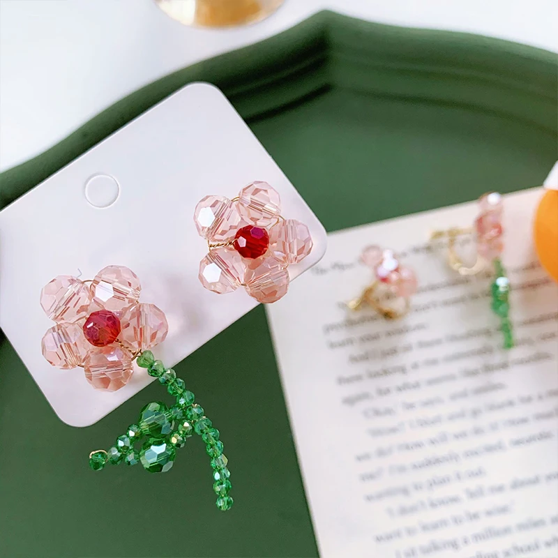 

2pcs Korean Custom Hand-Woven Colorful Flower Glass Crystal Beaded Pendant DIY Hairpin Ornament Earrings Accessories Material