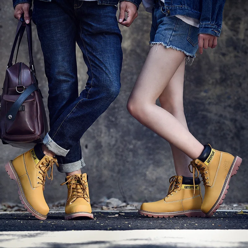 

Autumn and Winter Mid-top Men's Shoes Retro Old British Casual High-top Men's Mountaineering Martin Boots Waterproof Kick Not Ba